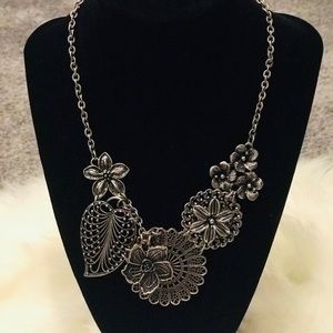 Premier unique pewter flower necklace